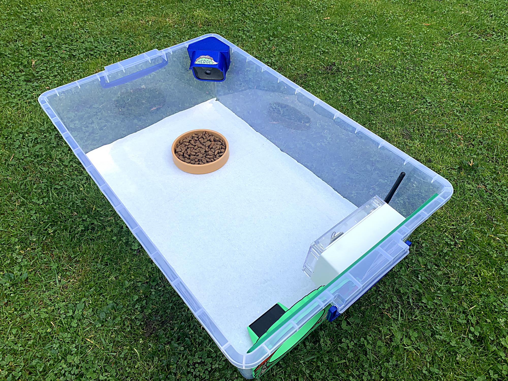 Photo 2: Monitoring station without the lid.